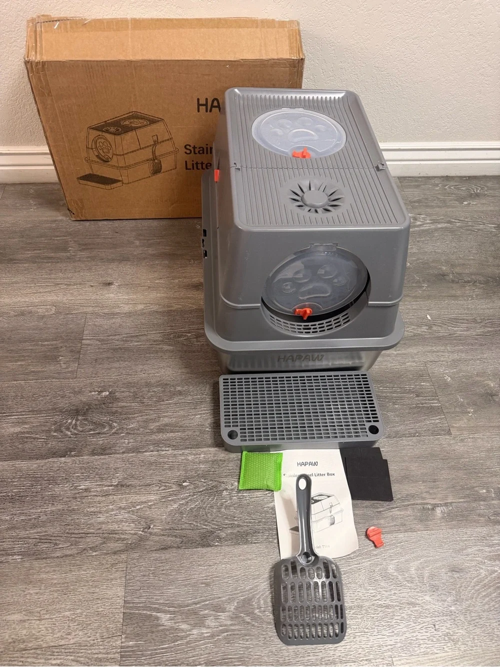 Enclosed Stainless Steel litter Box
